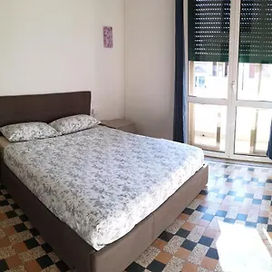 New Life 3*, Mestre Italia